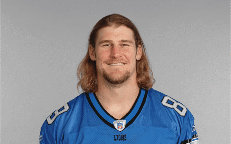 The Full Story of Dan Campbell Wife Holly and Their Life Beyond Football Spotlight